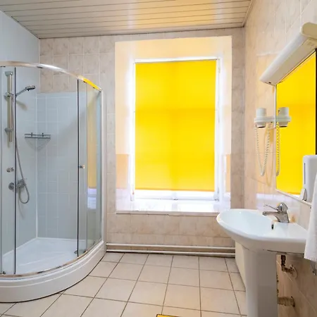 16Eur - Old Town Munkenhof Hostel Tallinn