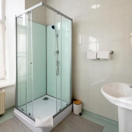 Hostel 16Eur - Old Town Munkenhof