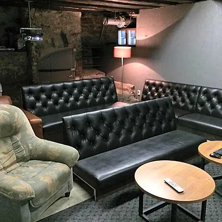 Hostel 16eur - Old Town Munkenhof *