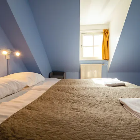 16eur - Old Town Munkenhof Ostello *