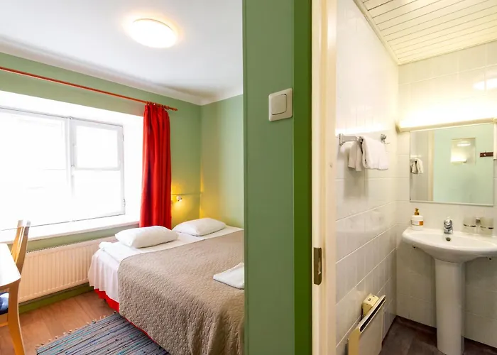 16eur - Old Town Munkenhof Гостевой дом 2*