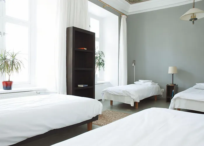 Гостевой дом 16eur - Old Town Munkenhof Таллин