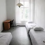 旅馆 曼肯霍夫老城16号旅舍 *