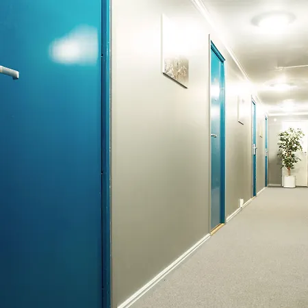 16Eur - Old Town Munkenhof Hostel Tallinn