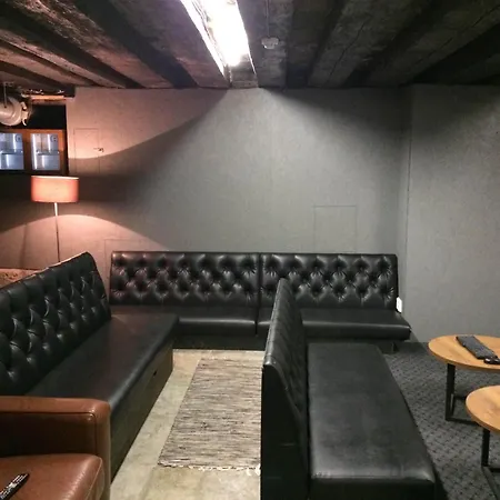 16eur - Old Town Munkenhof Таллин